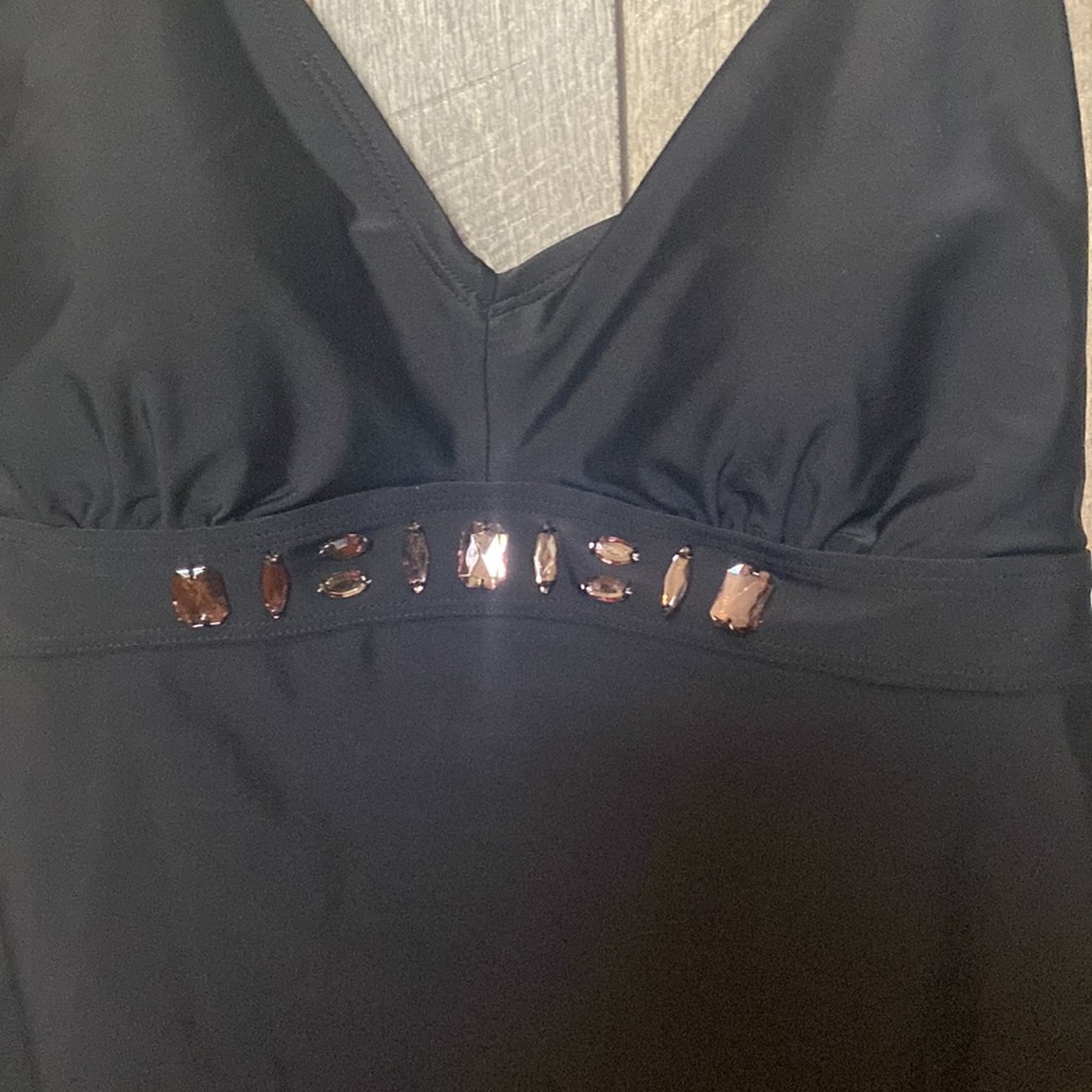 St. John’s Bay Women’s Tankini Studded Halter Swim Top. Black. Size 12. - Picture 2 of 7